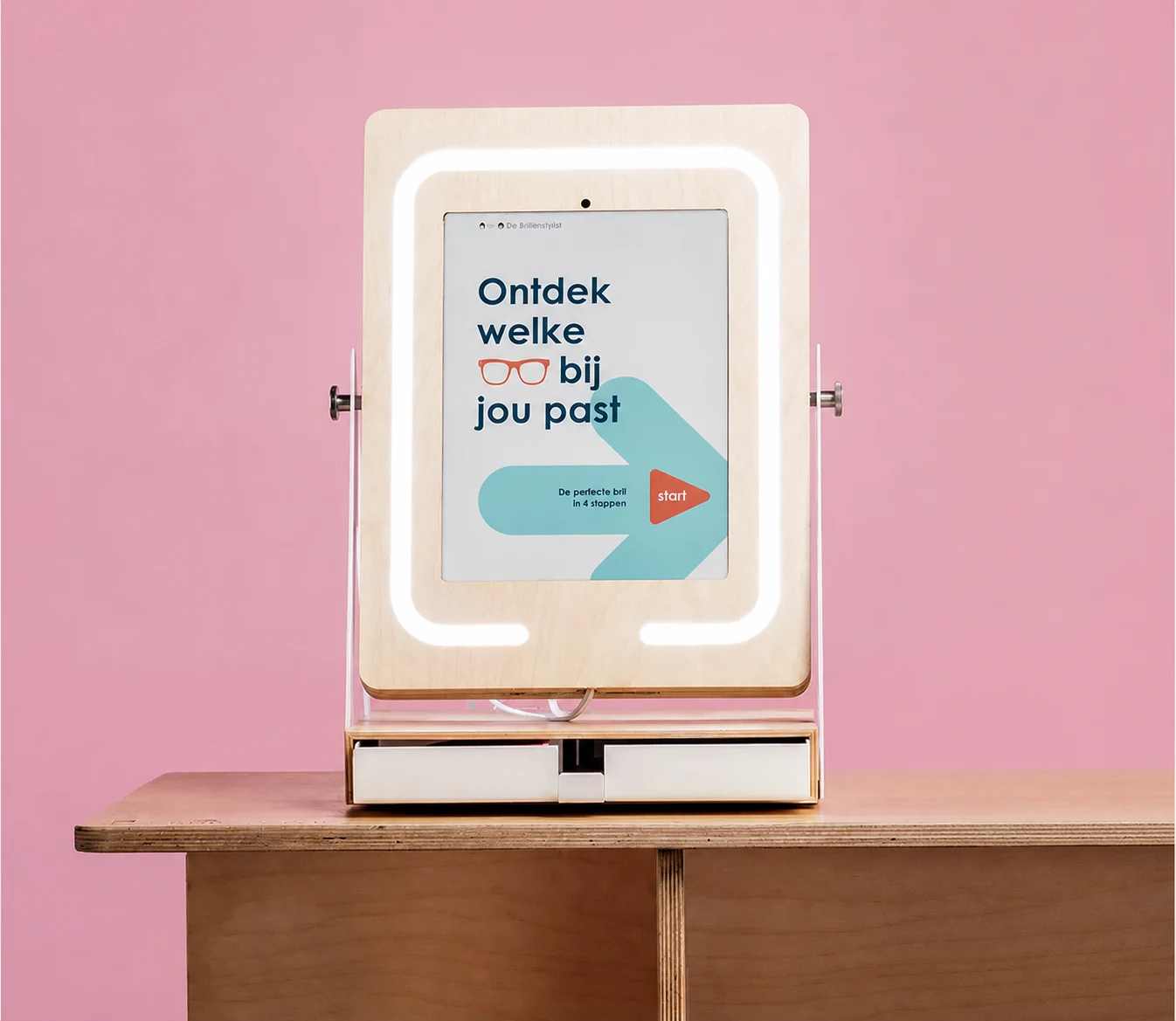 Frame ID-apparaat voor de digitale voormeting van een briladvies